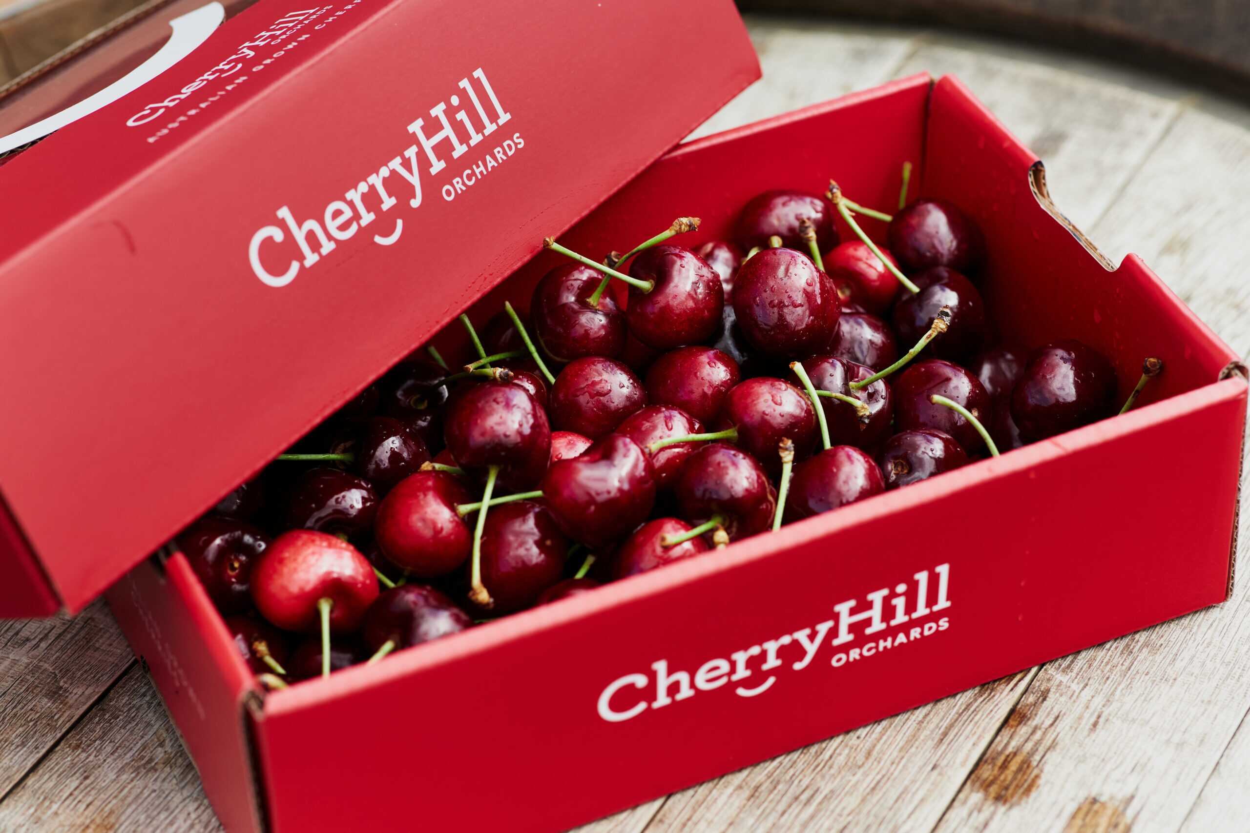 2kg Cherry Gift Box - Image 2
